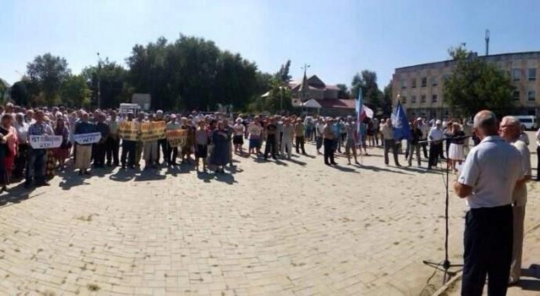 Сотни человек в Чадыр –Лунге протестовали против новых тарифов