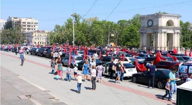 Беспрецедентный по масштабу автопробег был организован в Кишиневе в честь Дня Победы