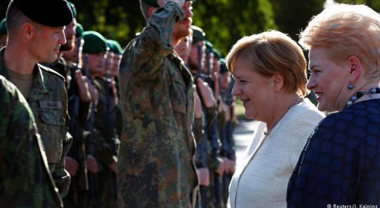 Меркель обвинила Россию в дестабилизации на постсоветском пространстве