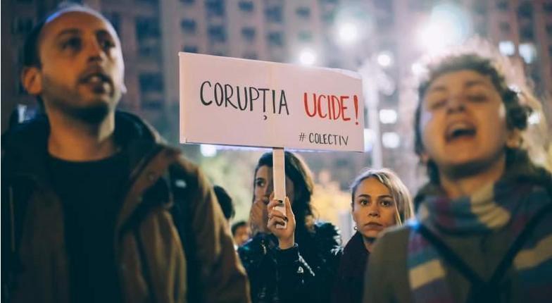 Антикоррупционный протест в Бухаресте собрал более 30 тысяч человек