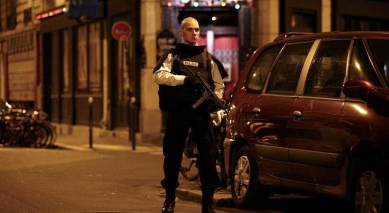 FLASH: Во Франции вводится чрезвычайное положение, будут закрыты границы