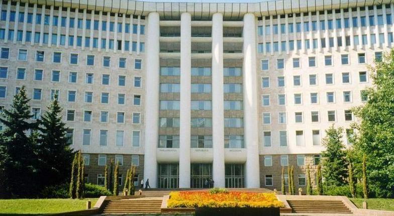 Бюджет молдавского парламента превысит 121 миллион леев