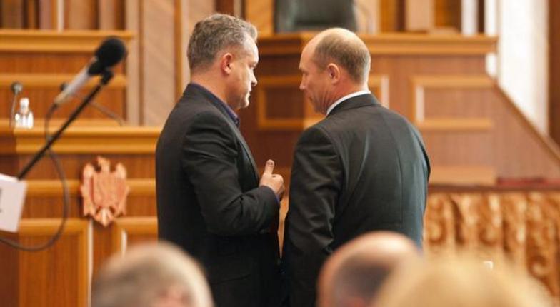 Премьер-министр Стрелец запросил поддержки у платформы DA, а Плахотнюк временно покинул свою партию