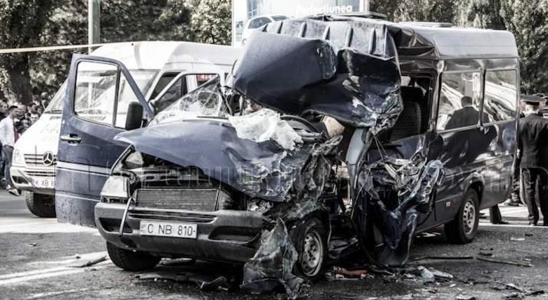 В 2014 году автомобильные аварии унесли жизни более 300 человек
