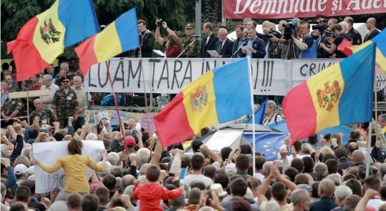 На протесте в Кишиневе решено создать новое правительство и объявить всеобщую акцию неповиновения