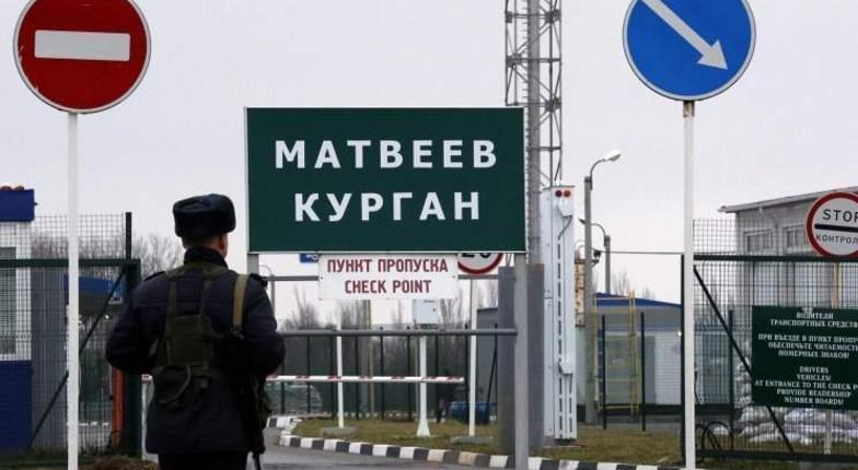 Украина закрывает россиянам въезд по внутренним паспортам