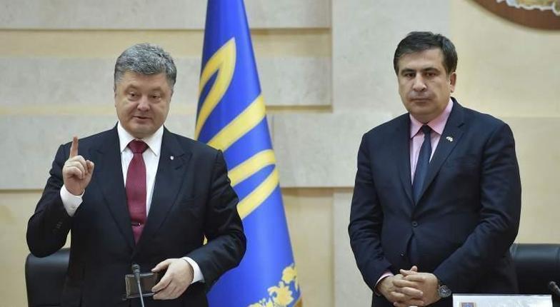 Саакашвили припомнил Порошенко его молдавское происхождение