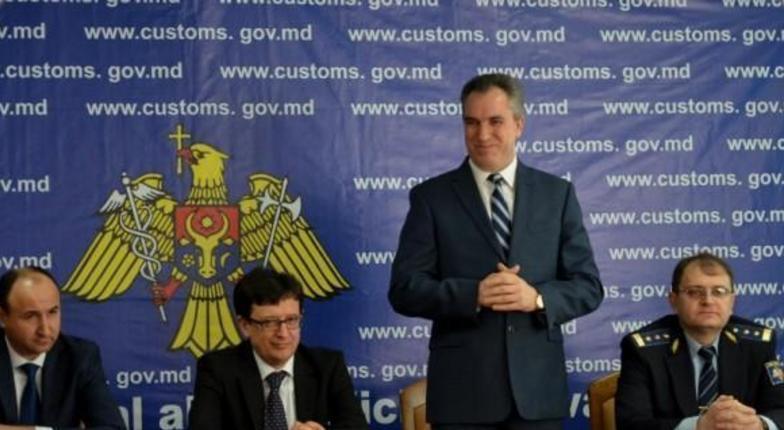 «Реформатор таможни» от партии Плахотнюка не торопится закрывать duty-free в Приднестровье (DOC)