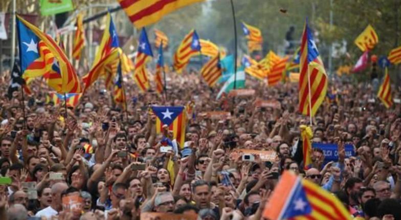 Каталония официально объявила о независимости от Испании