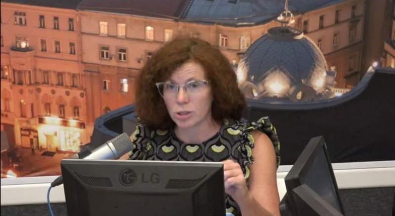 Журналистка Юлия Латынина покинула Россию после поджога её машины