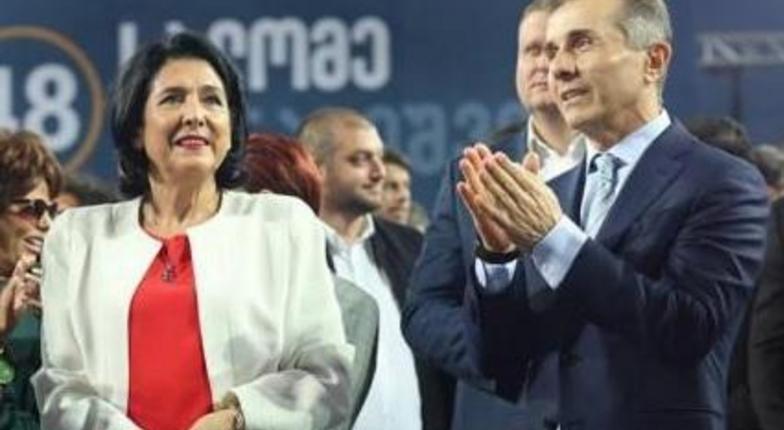 На президентских выборах в Грузии побеждает поддержанный местным олигархом кандидат