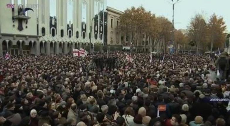 В Грузии начались протесты против результатов выборов президента