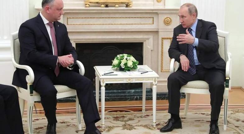 Додон заявил о договоренностях с Путиным по открытию транзита через Украину