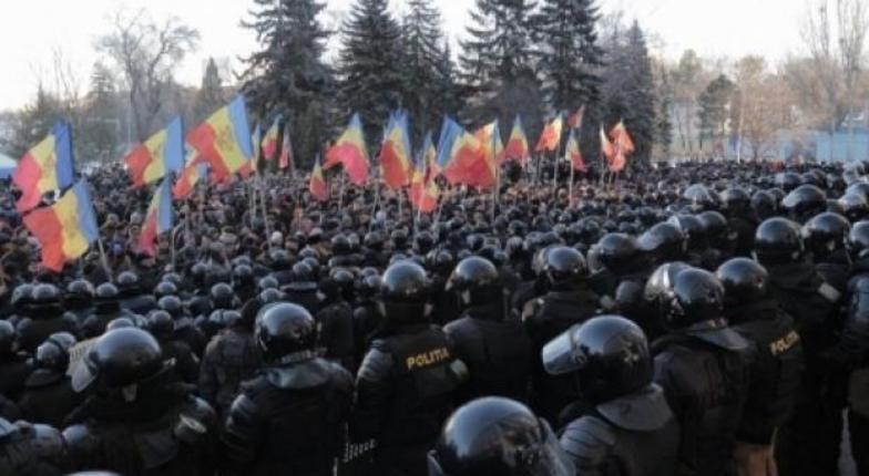 Посольство США предупреждает о возможных массовых протестах в Кишиневе