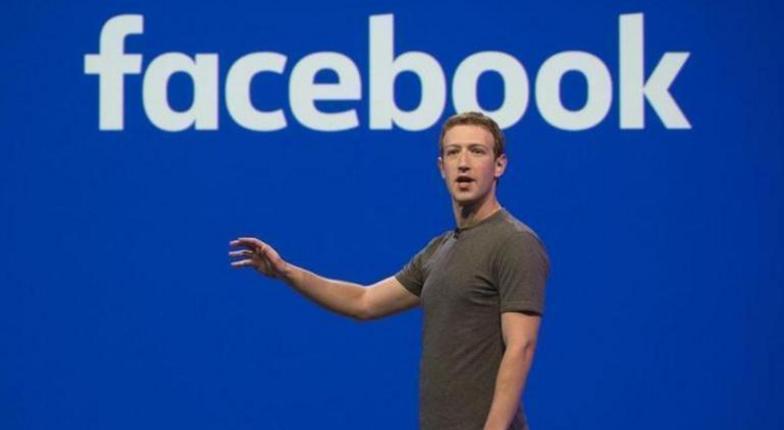 Facebook назван ее основателем угрозой для демократии
