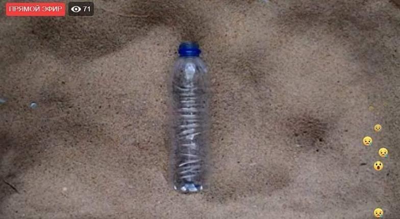 За разложением пластиковой бутылки можно наблюдать онлайн в течение 450 лет