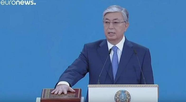 Избранный президент Казахстана официально вступил в должность
