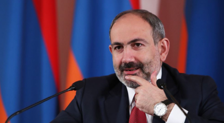 Премьер-министр Армении тайно повысил зарплаты членам правительства