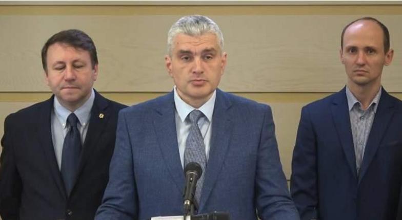 Депутаты партии Нэстасе вспомнили о предвыборных обещаниях