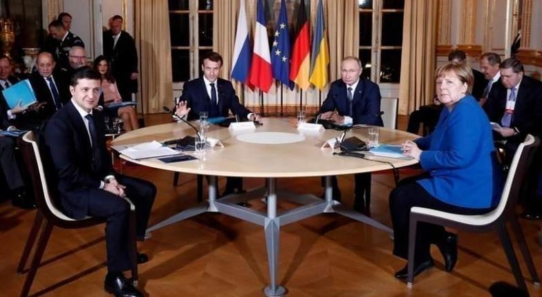 Путин и Зеленский договорились в Париже об обмене военнопленными