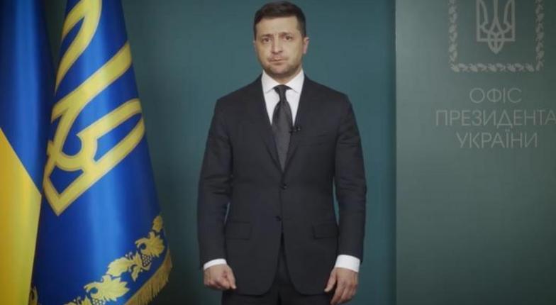 Президент Украины призвал всех украинцев срочно вернуться в страну из-за коронавируса
