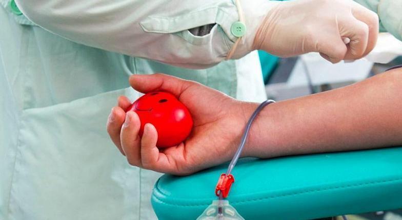 В Москве повысили плату донорам плазмы с антителами на коронавирус