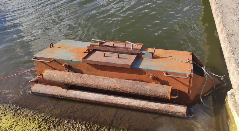 На границе Украины обнаружена подводная лодка для контрабанды из Приднестровья