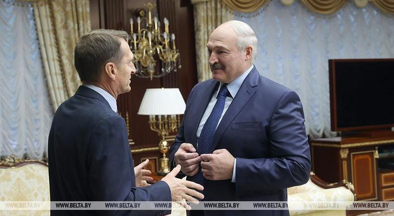 Глава Службы внешней разведки России срочно вылетел в Минск для встречи с Лукашенко