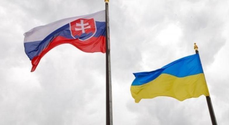 Премьер-министр Словакии спровоцировал скандал с Украиной