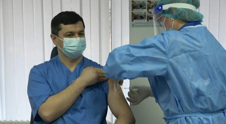 В Молдове официально начата вакцинация от COVID-19