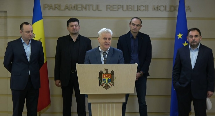 Оппозиция заявила о преступных действиях власти по изменению Кодекса о выборах