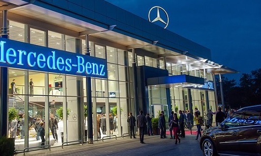 Официальный дилер Mercedes заподозрен в перепродаже машин из Молдовы в Россию