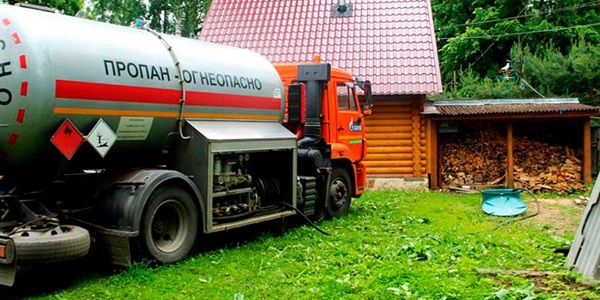 Заправка газгольдера в Московской области: обеспечение надежного газоснабжения для частных домов